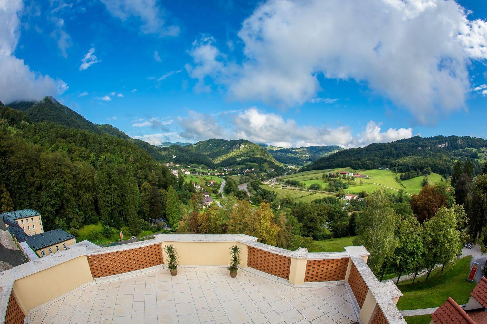 Hotel Rimski Dvor - Rimske Terme Rimske Toplice Exteriör bild